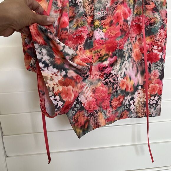 Athleta Marlow Romper Floral Print Size M floral print Semi-fitted ties at waist - Picture 5 of 10